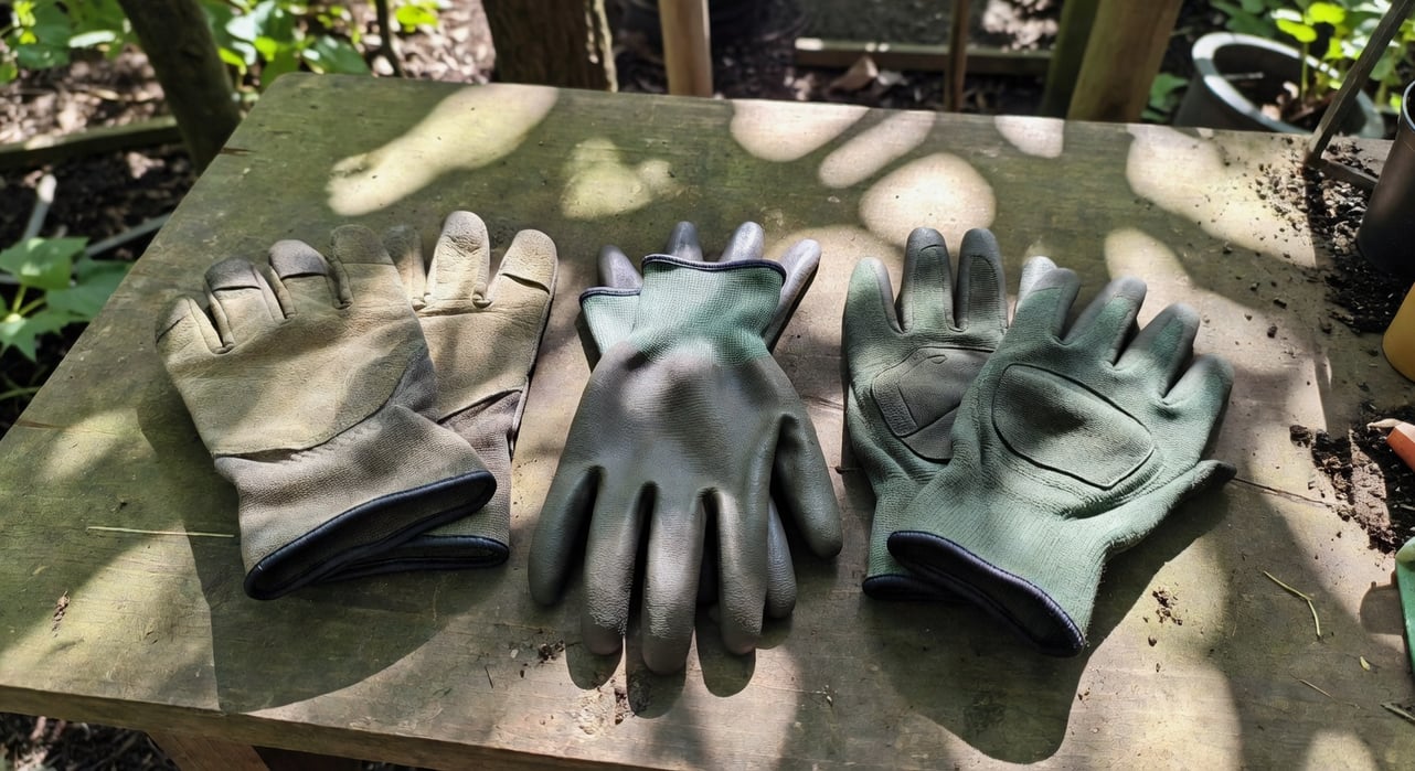 園藝手套選購指南:材質、防護與耐用性的完全分析