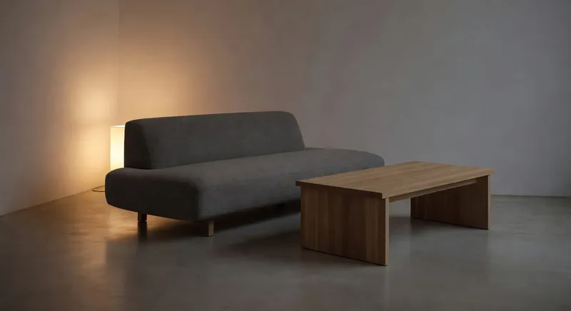 陽光下花朵盛開的園藝場景細節展示